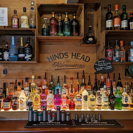 Hotel Hinds Head Aldermaston Exteriér fotografie