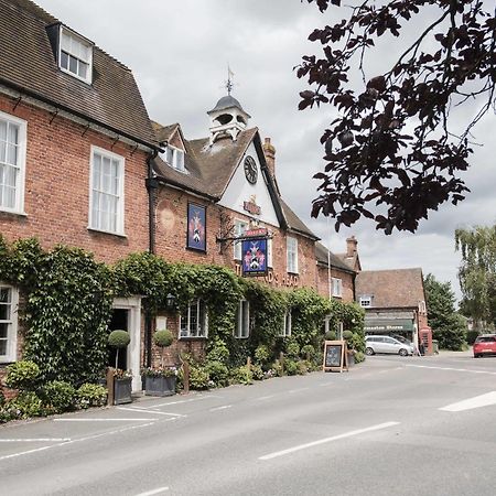 Hotel Hinds Head Aldermaston Exteriér fotografie