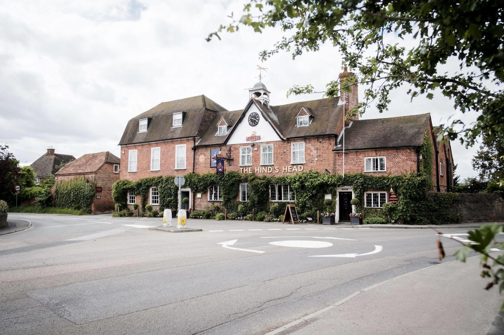 Hotel Hinds Head Aldermaston Exteriér fotografie